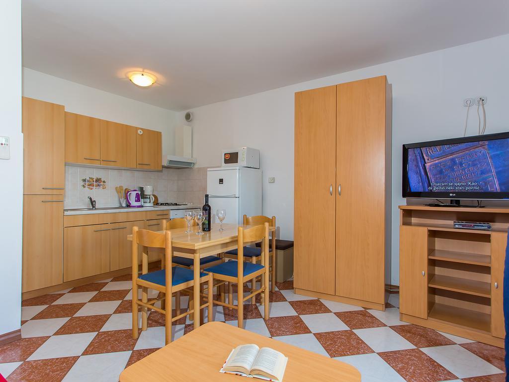 Apartments Ava Poreč Eksteriør bilde